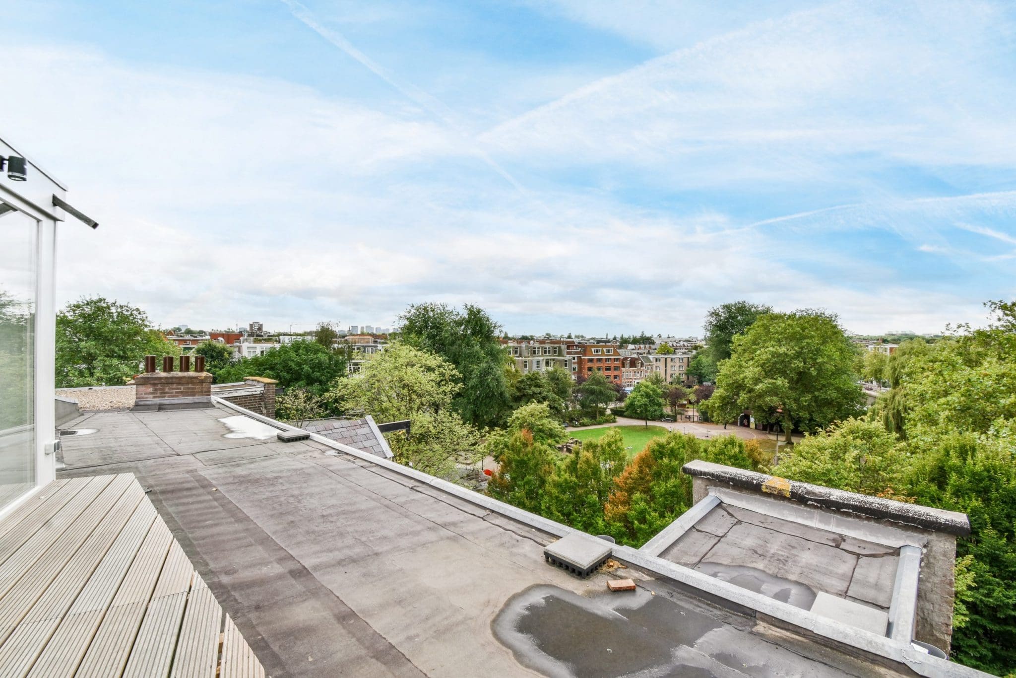 Flat roofing pro's and cons