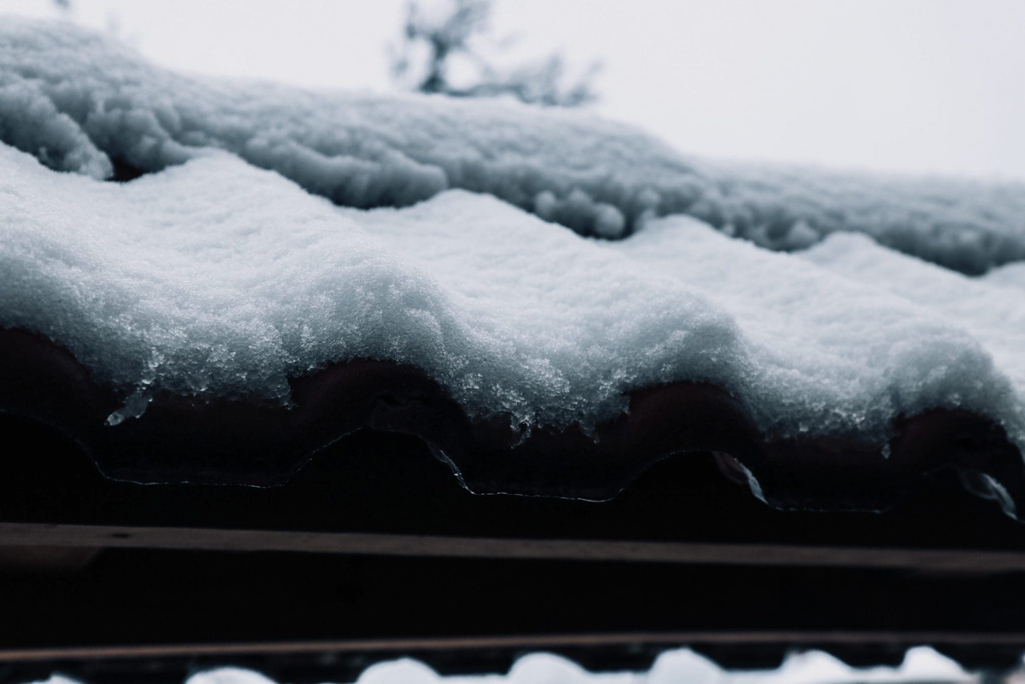 How does snow and frost effect your roof